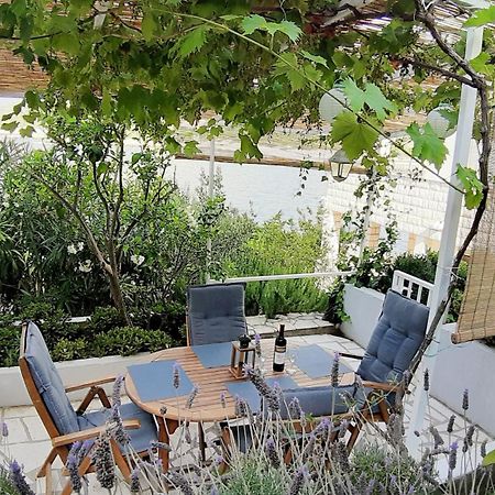 Apartments By The Sea Zavalatica, Korcula - 189 Exterior photo