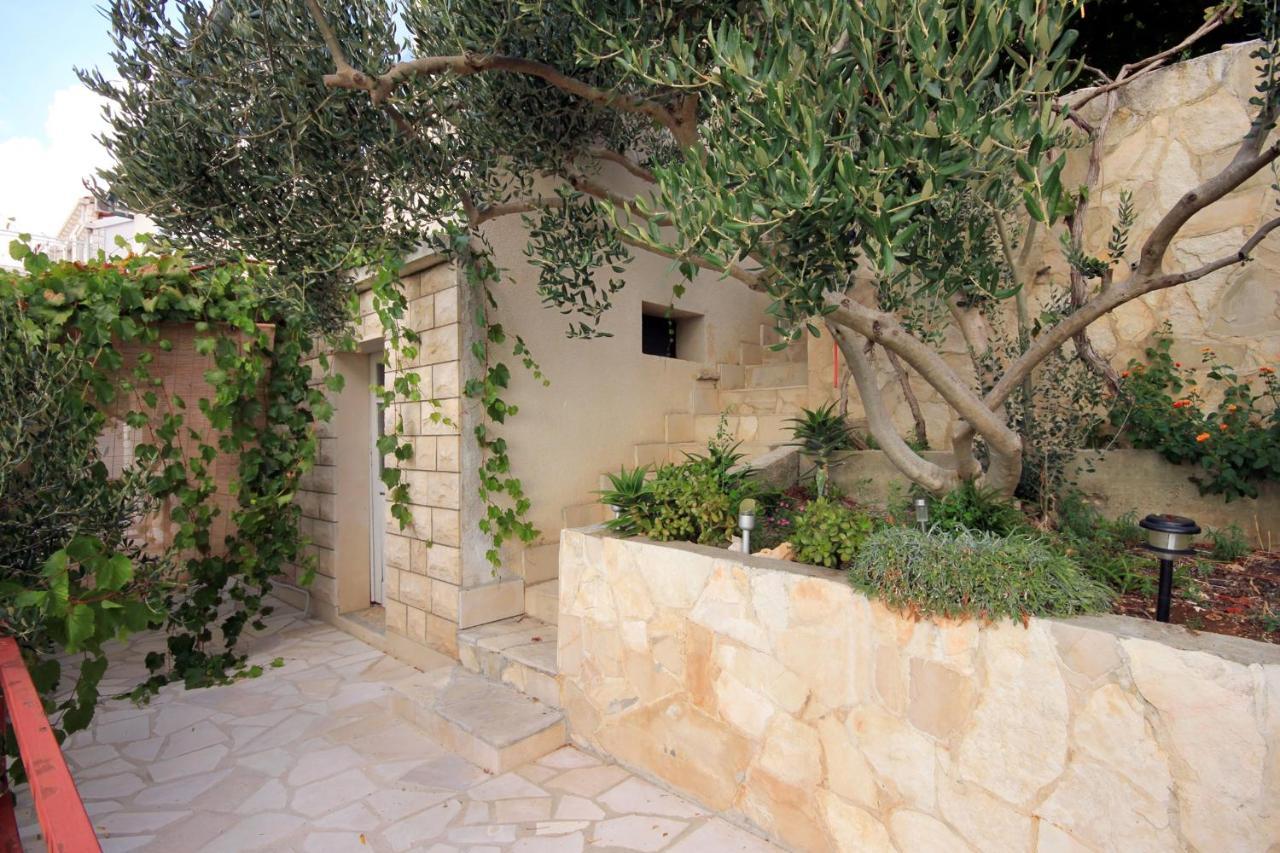 Apartments By The Sea Zavalatica, Korcula - 189 Exterior photo