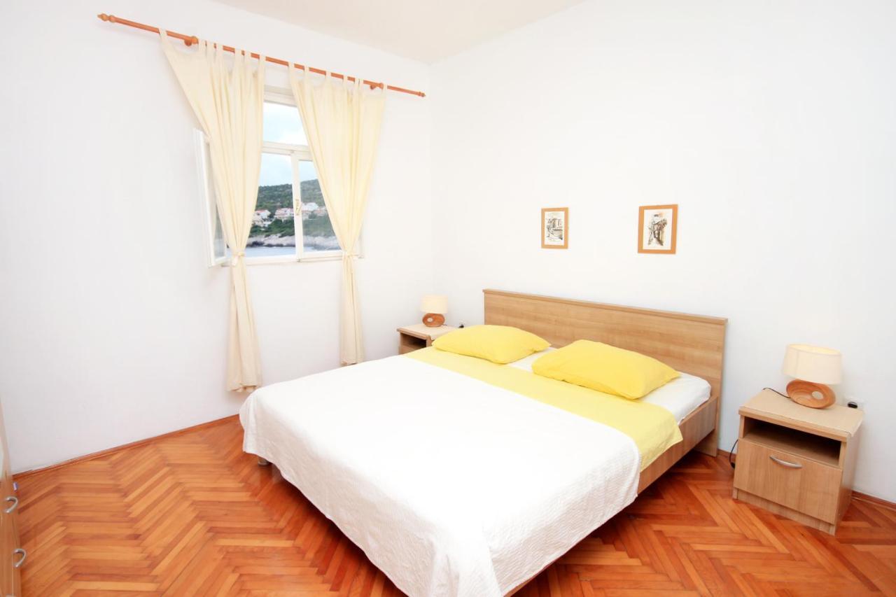 Apartments By The Sea Zavalatica, Korcula - 189 Exterior photo