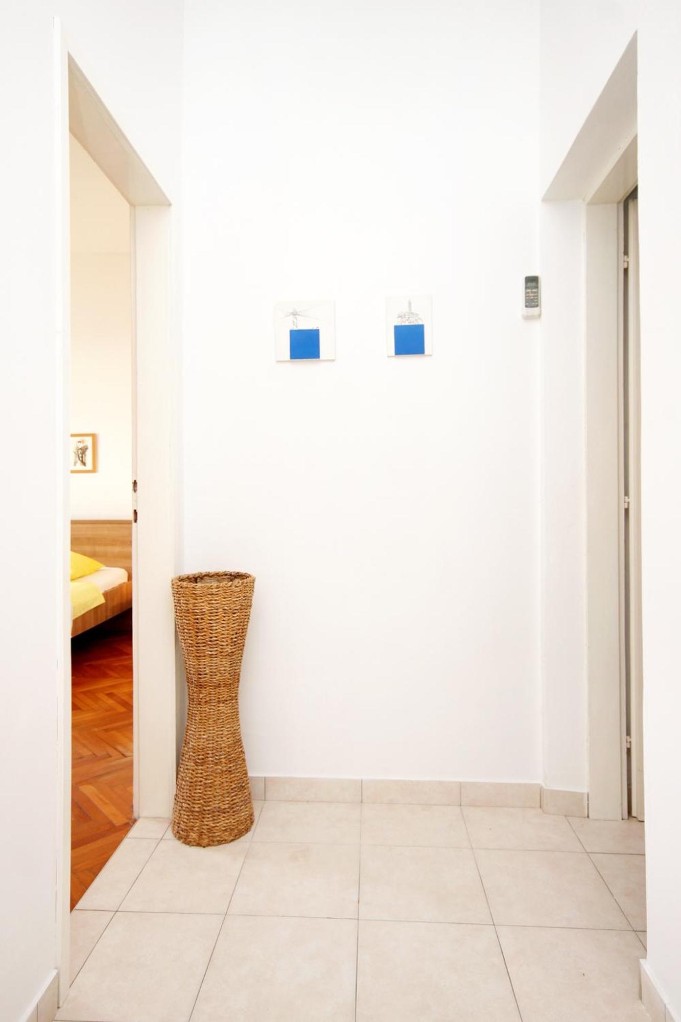 Apartments By The Sea Zavalatica, Korcula - 189 Exterior photo